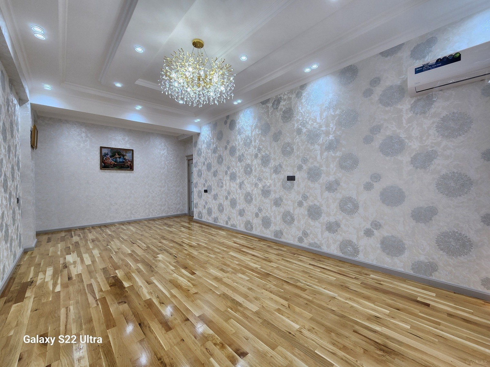 3 otaqlı Yeni tikili, Qara Qarayev m., Bakı