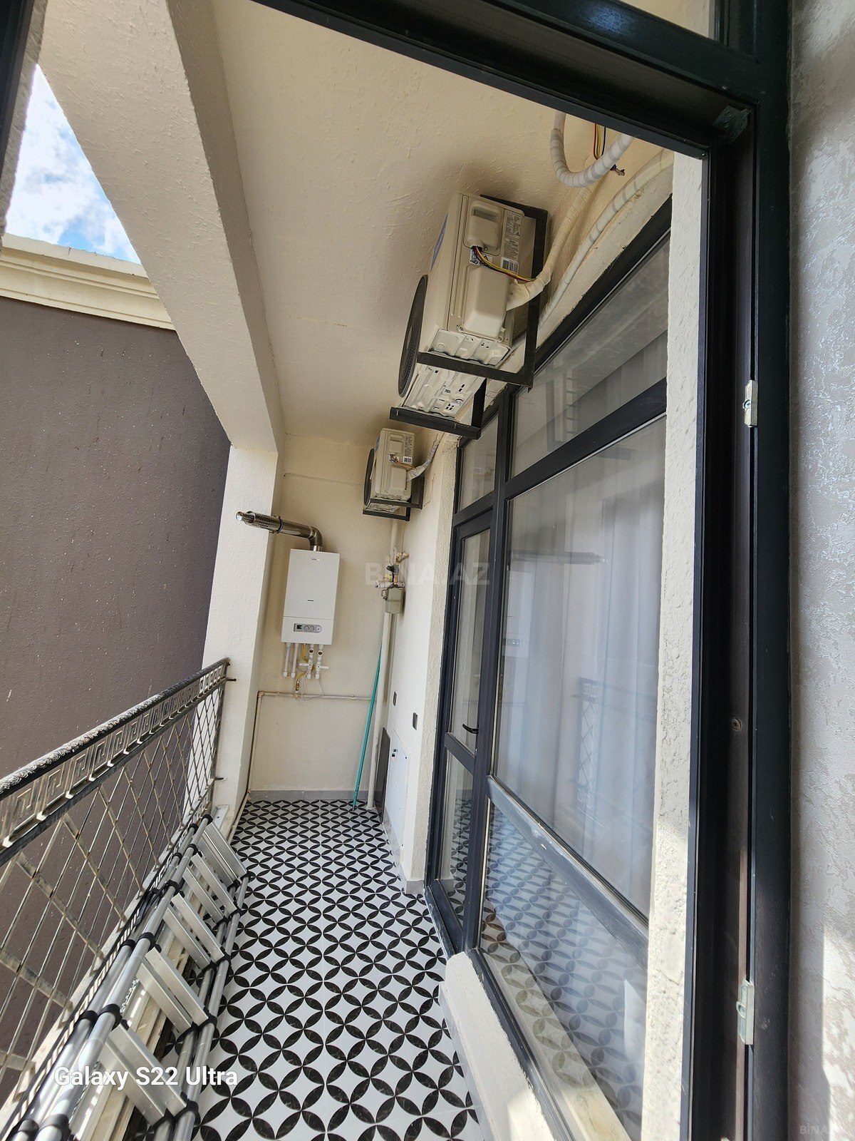 3 otaqlı Yeni tikili, Qara Qarayev m., Bakı