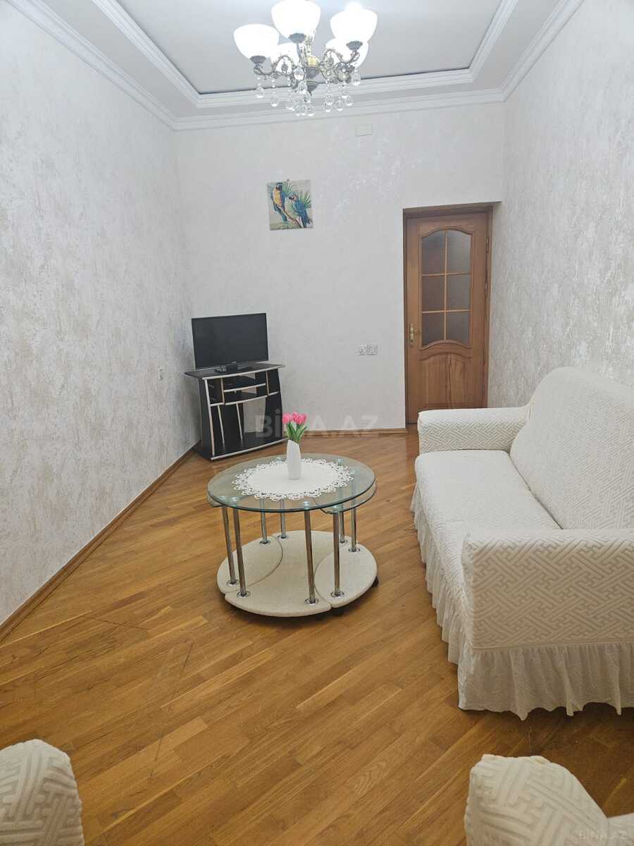 2 otaqlı Köhnə tikili, İçəri Şəhər m., Bakı