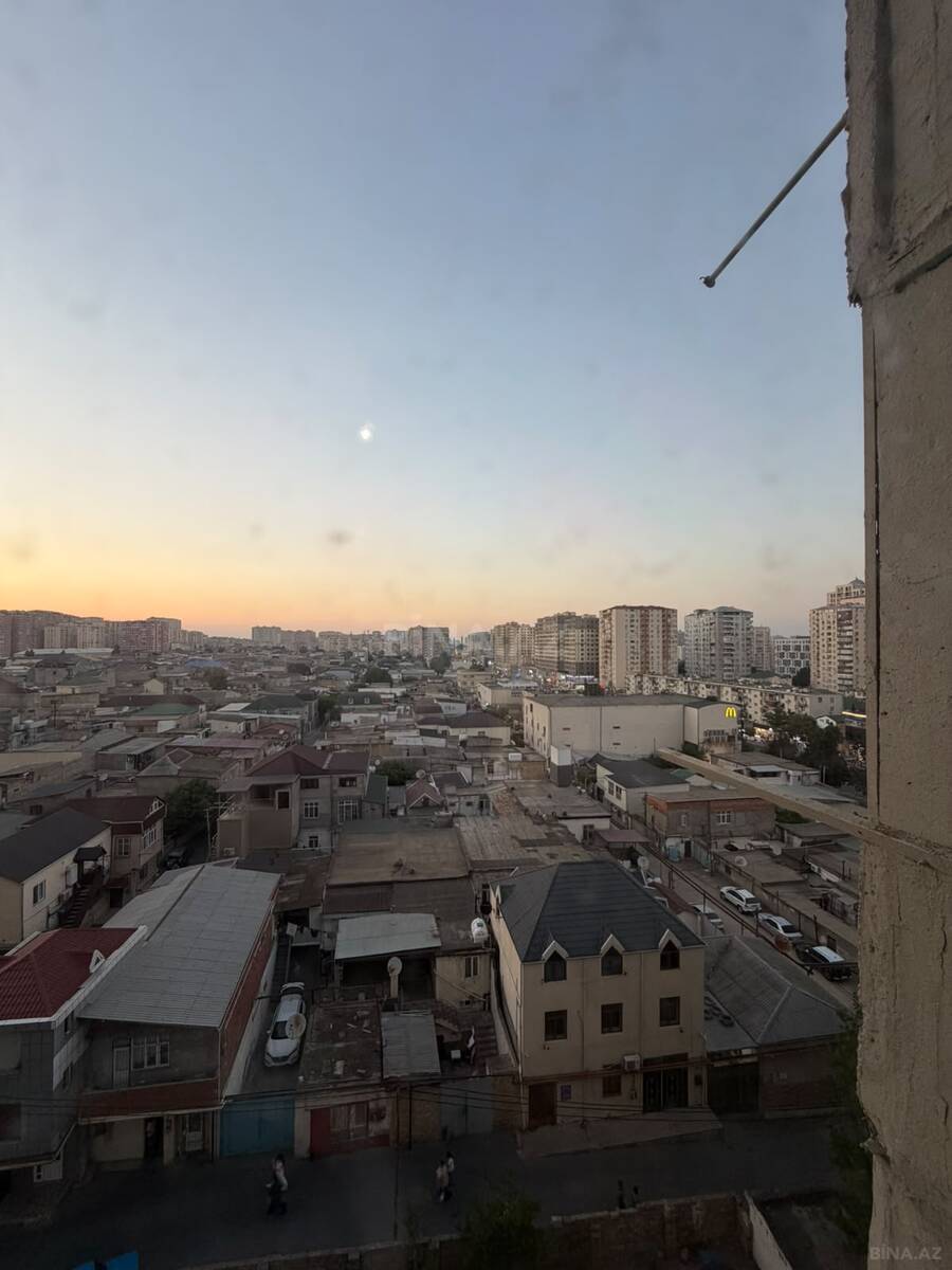 3 otaqlı Köhnə tikili, İnşaatçılar m., Bakı