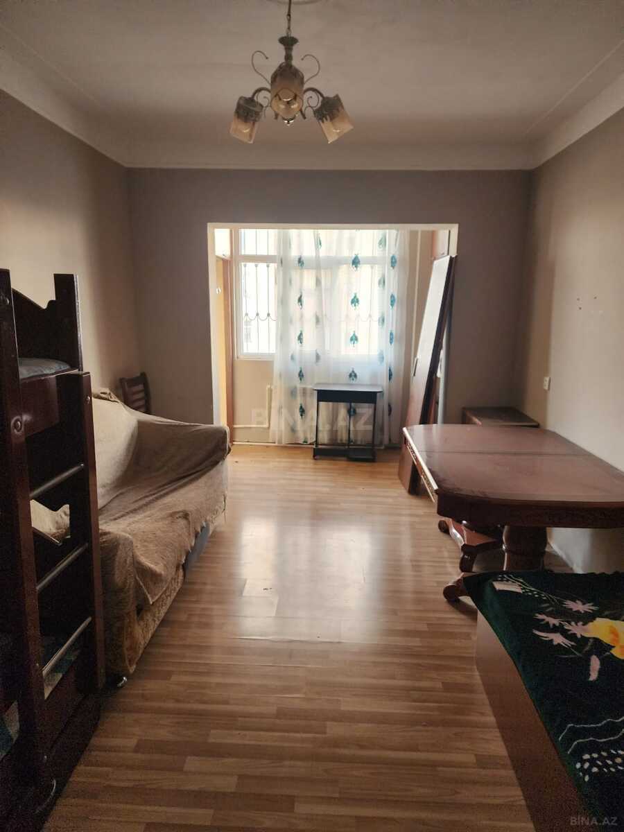 2 otaqlı Köhnə tikili, Əhmədli m., Bakı