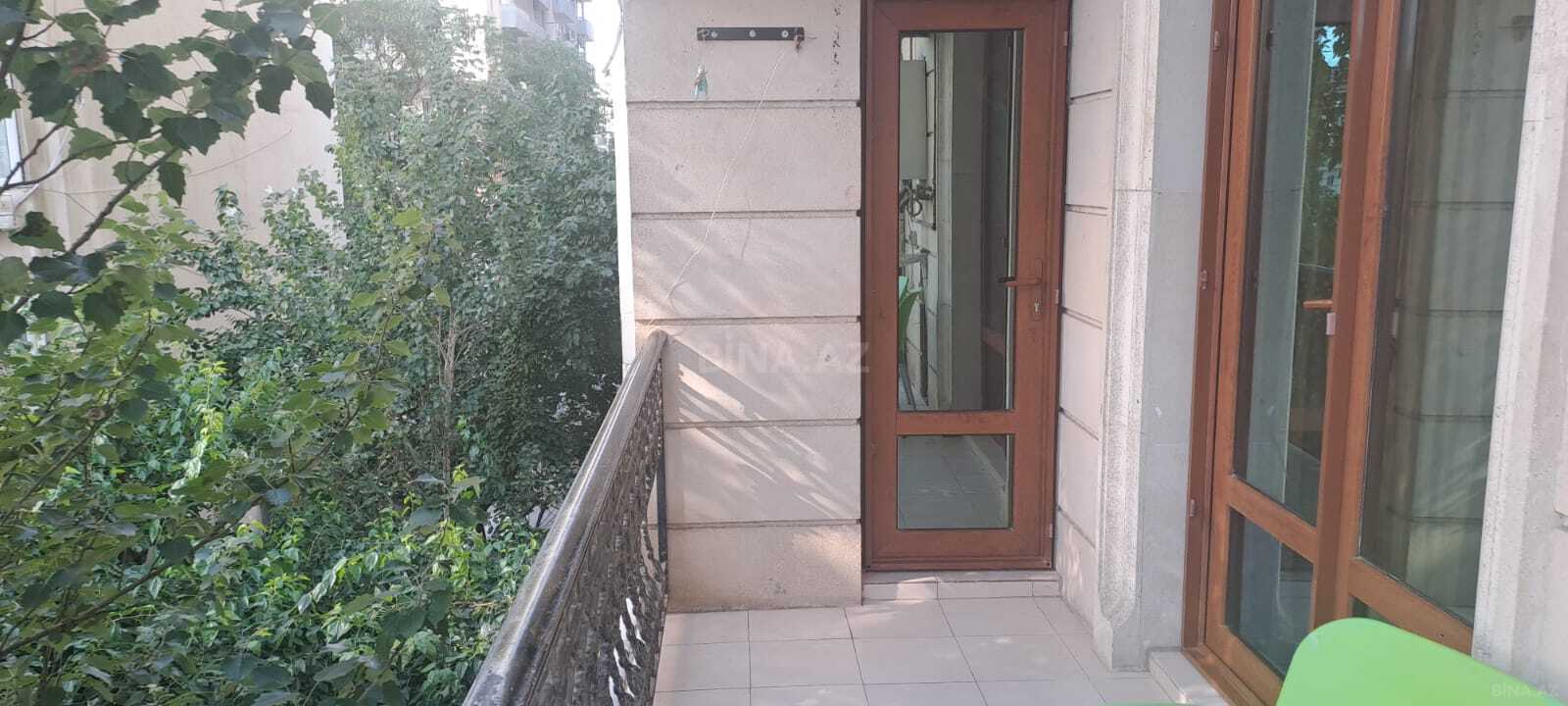 3 otaqlı Yeni tikili, Nizami m., Bakı