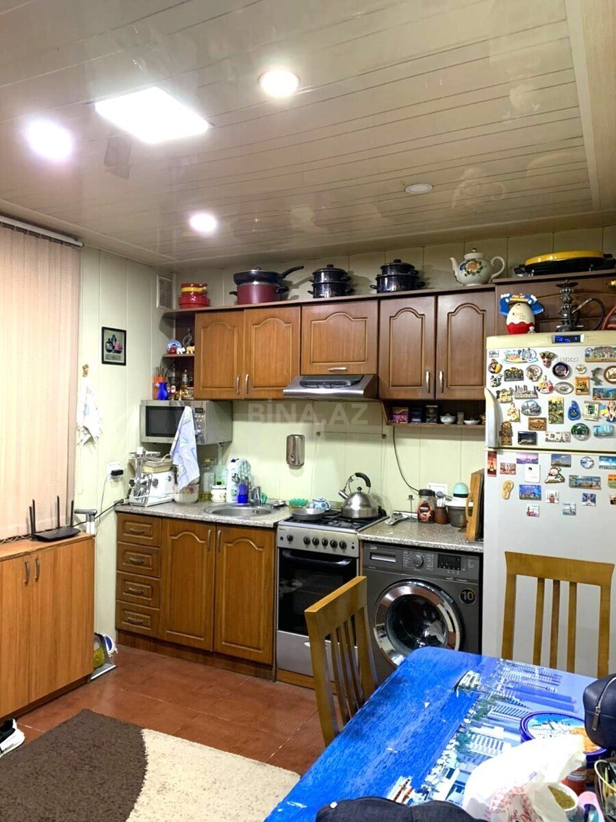 3 otaqlı Köhnə tikili, Gənclik m., Bakı