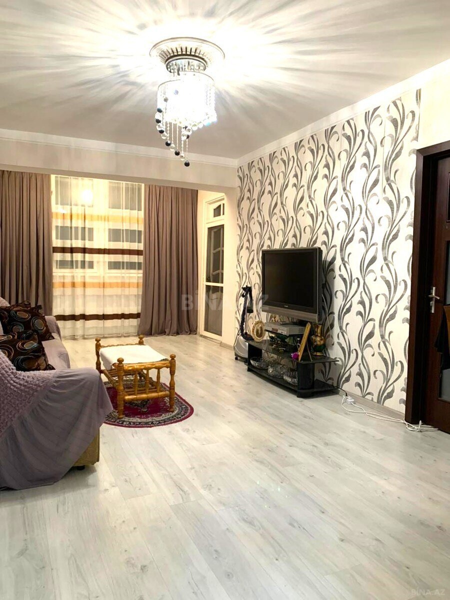 3 otaqlı Köhnə tikili, Gənclik m., Bakı