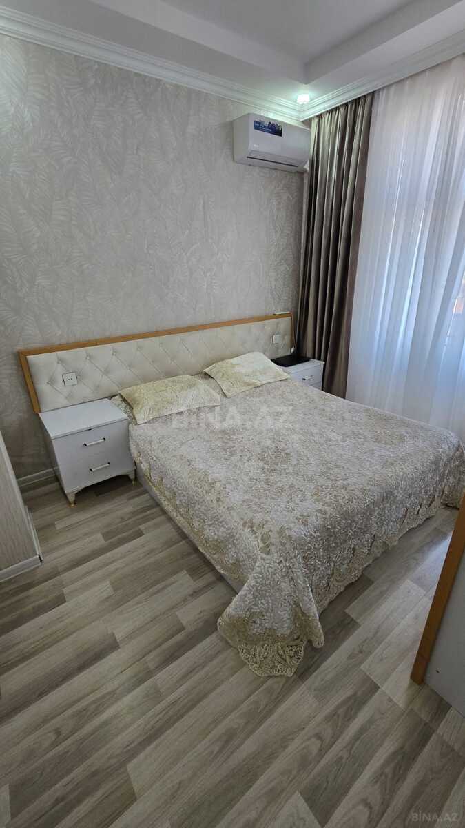 3 otaqlı Yeni tikili, Xırdalan