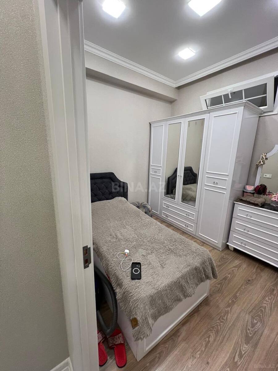 3 otaqlı Yeni tikili, Xırdalan