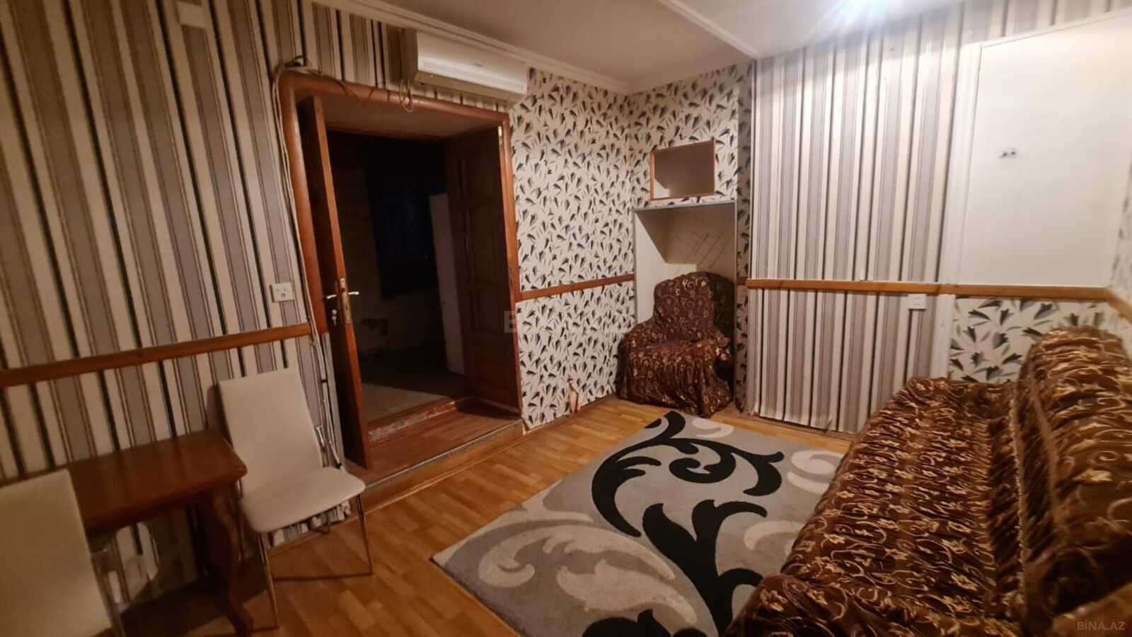 2 otaqlı Köhnə tikili, Nizami m., Bakı