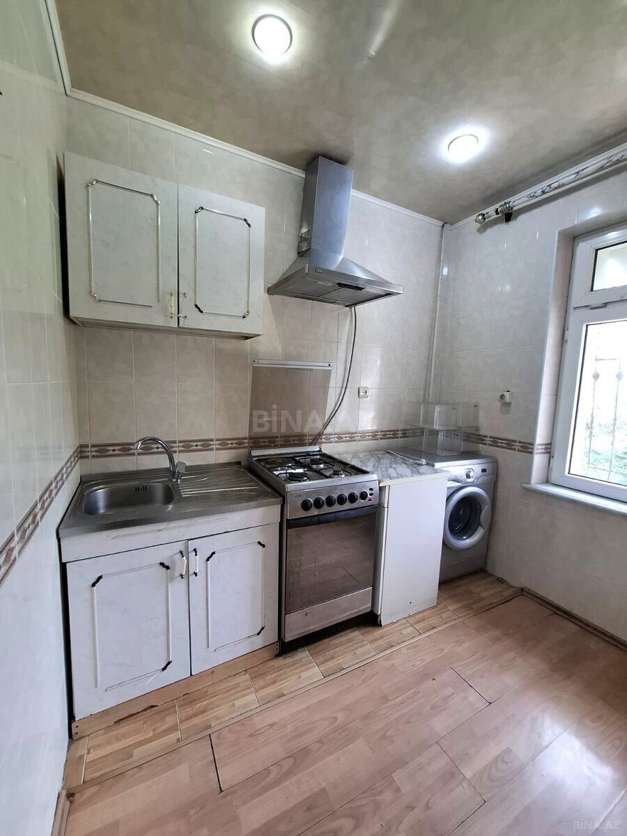3 otaqlı Köhnə tikili, Gənclik m., Bakı