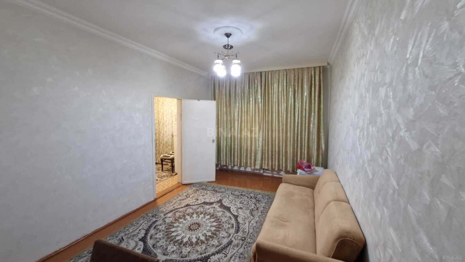 2 otaqlı Köhnə tikili, Memar Əcəmi m., Bakı
