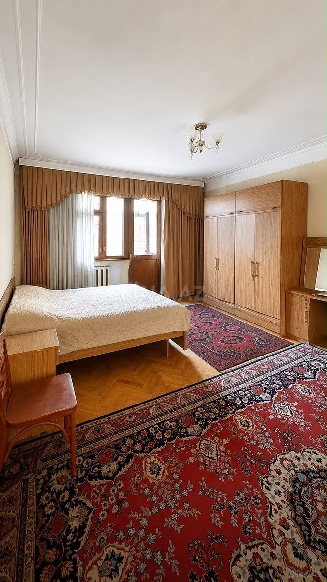 3 otaqlı Yeni tikili, Qara Qarayev m., Bakı