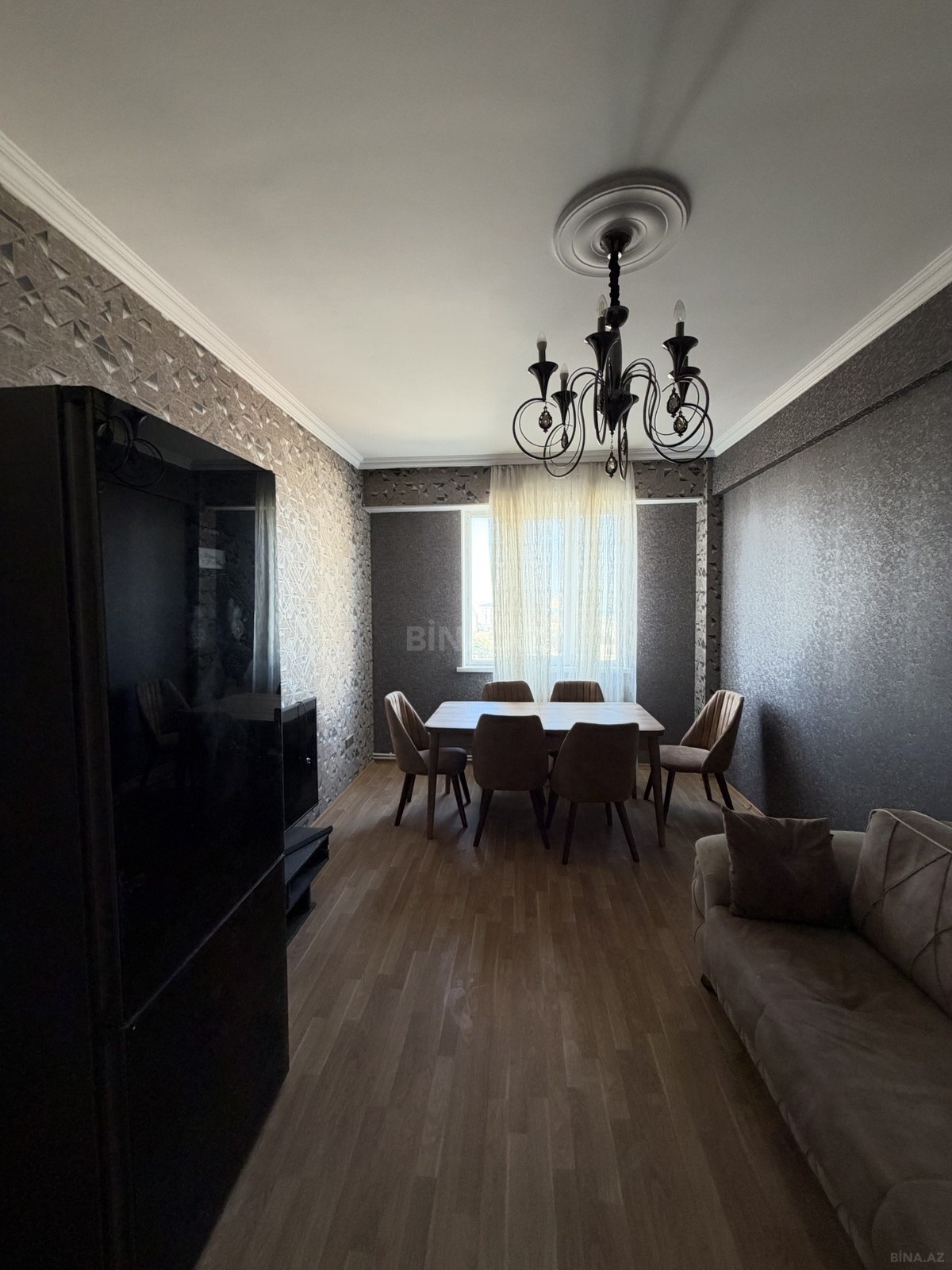 2 otaqlı Yeni tikili, Xırdalan