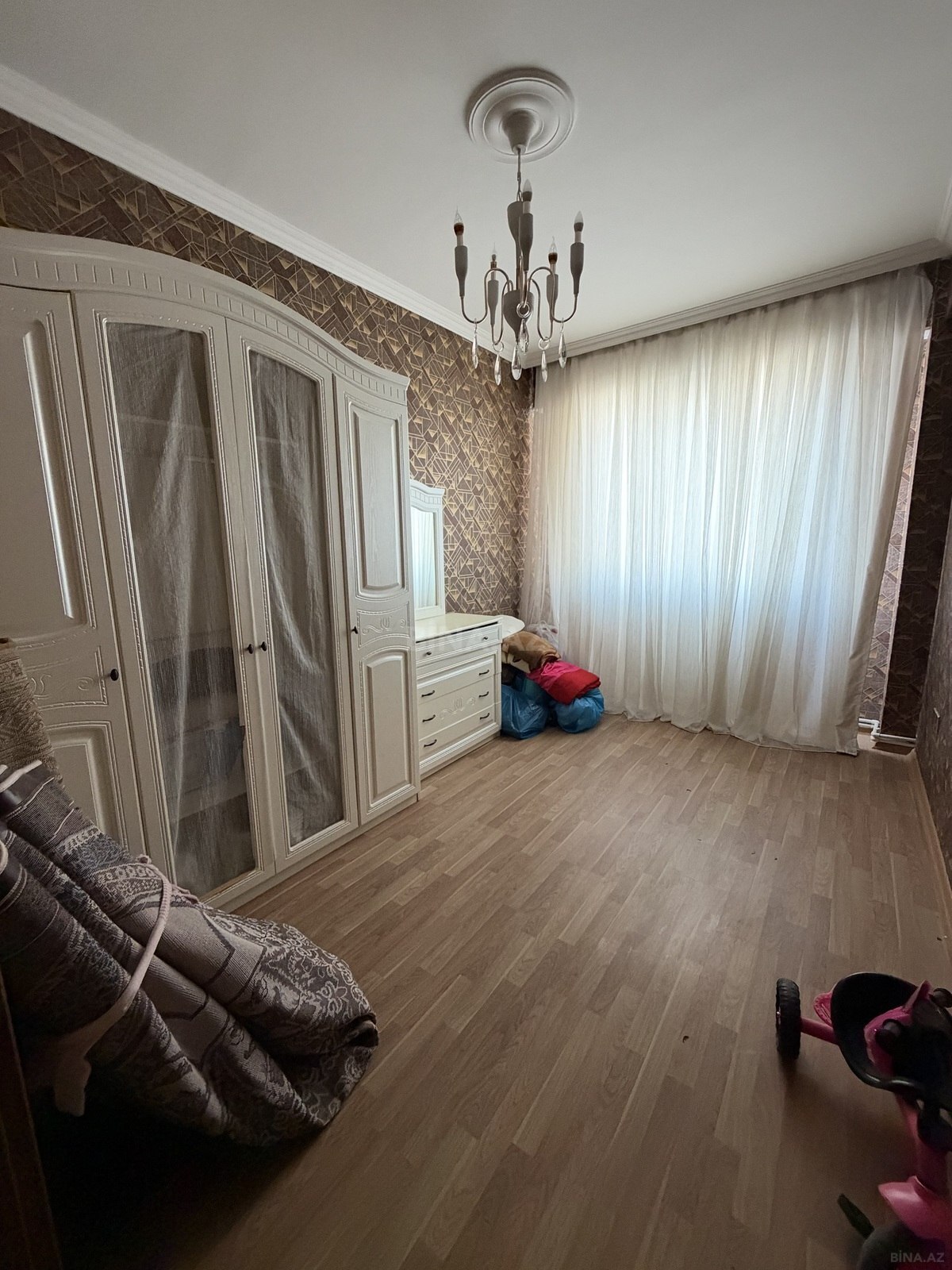 2 otaqlı Yeni tikili, Xırdalan