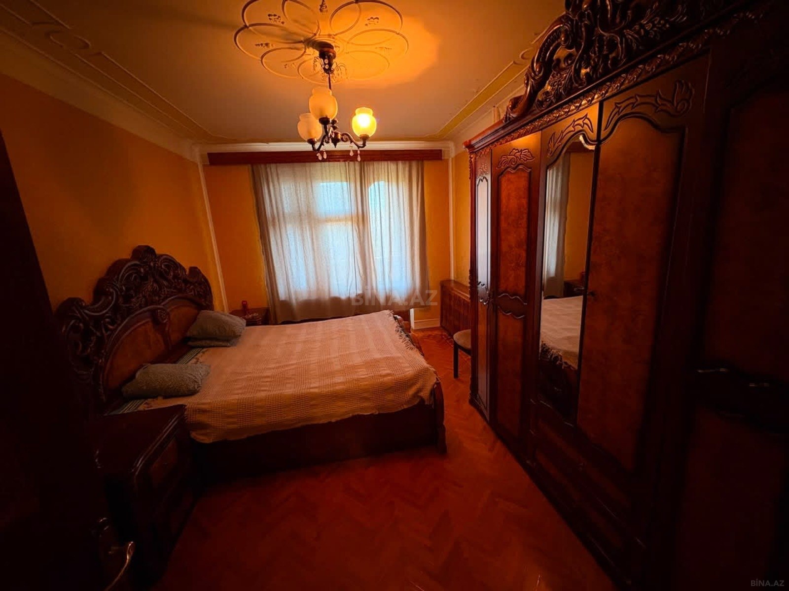 4 otaqlı Köhnə tikili, Əhmədli m., Bakı