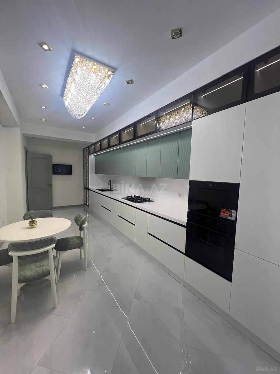 4 otaqlı Yeni tikili, 28 May m., Bakı