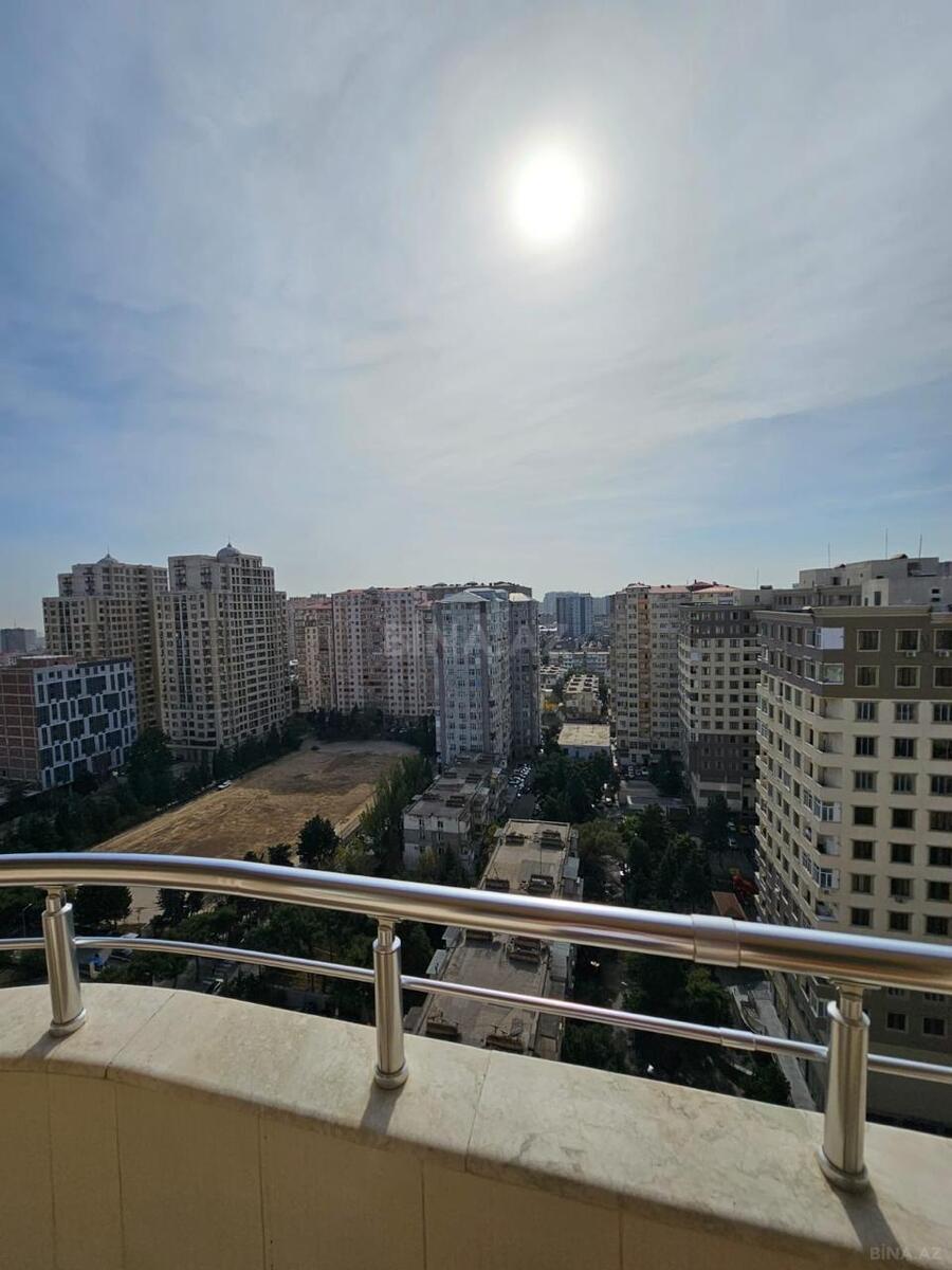 3 otaqlı Yeni tikili, İnşaatçılar m., Bakı