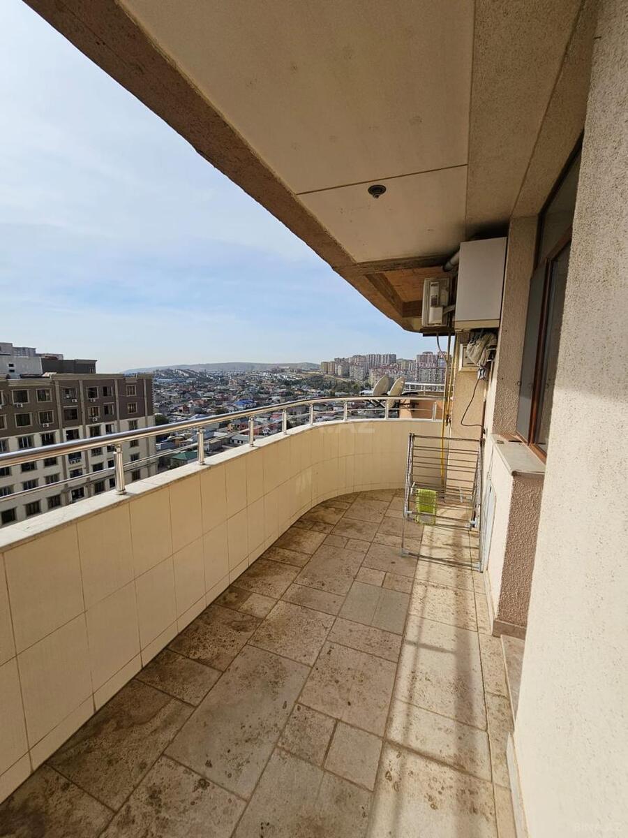 3 otaqlı Yeni tikili, İnşaatçılar m., Bakı