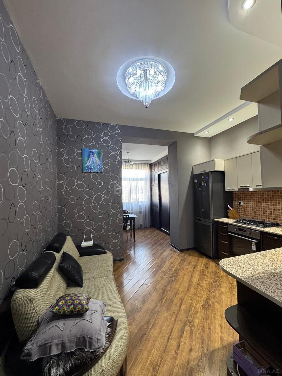 3 otaqlı Köhnə tikili, Sahil m., Bakı