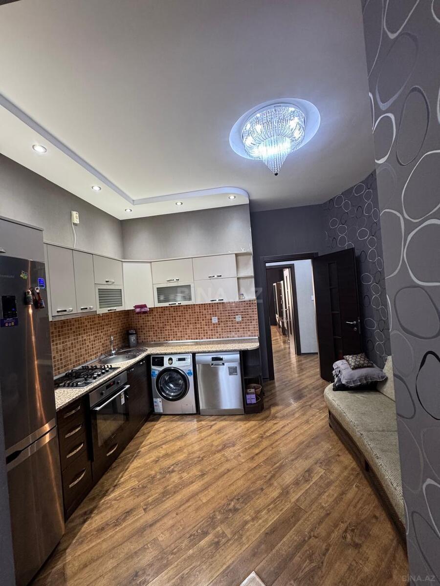 3 otaqlı Köhnə tikili, Sahil m., Bakı