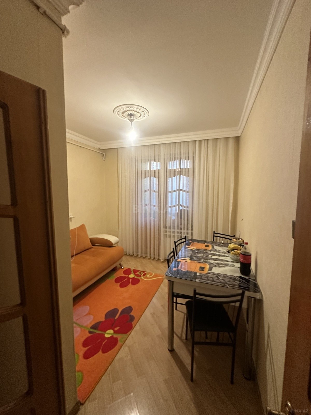 3 otaqlı Köhnə tikili, Yeni Günəşli q., Bakı