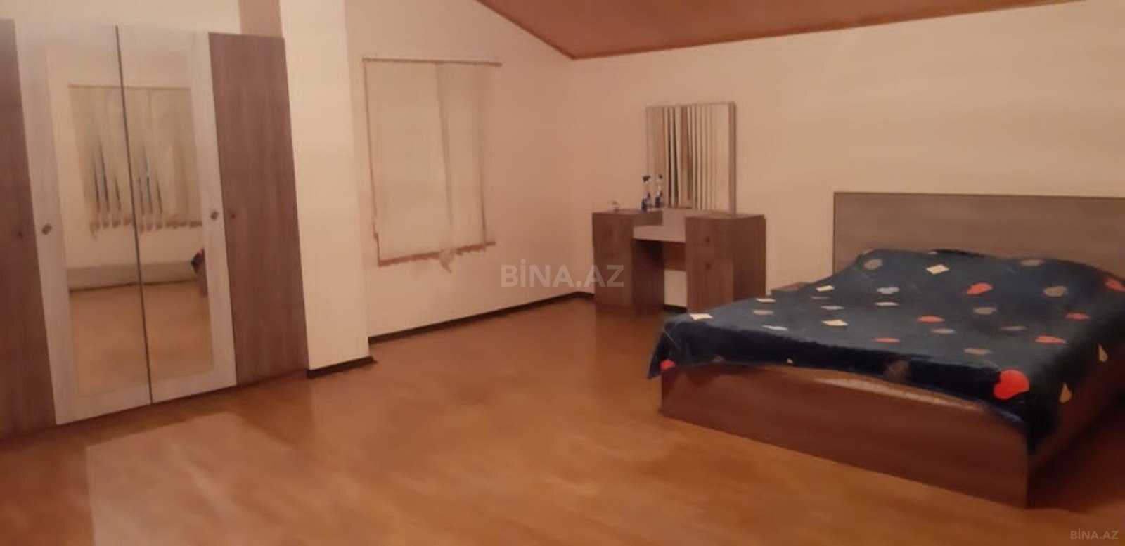 4 otaqlı Həyət evi/Bağ evi, Şüvəlan q., Bakı
