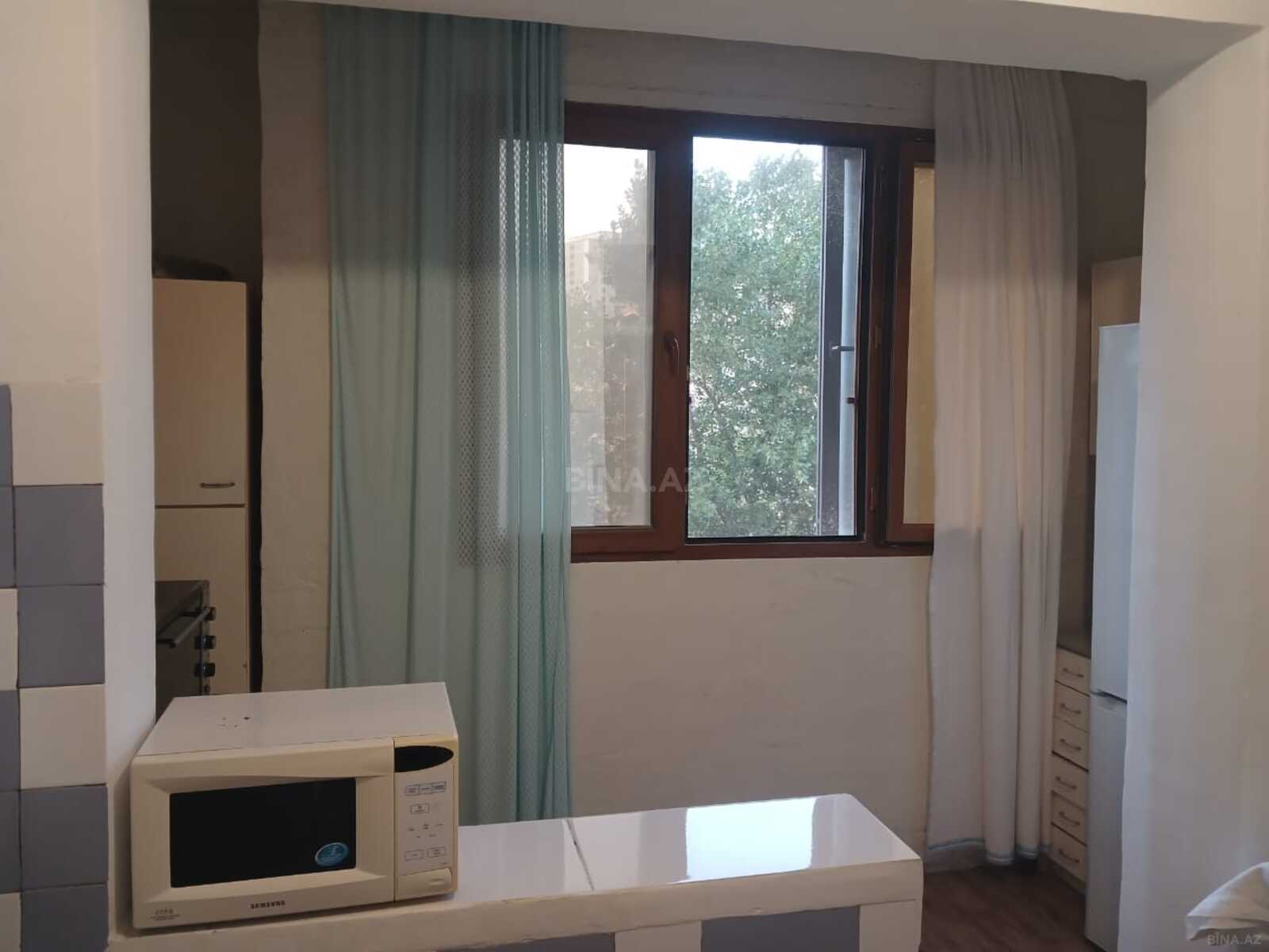3 otaqlı Köhnə tikili, Əhmədli q., Bakı