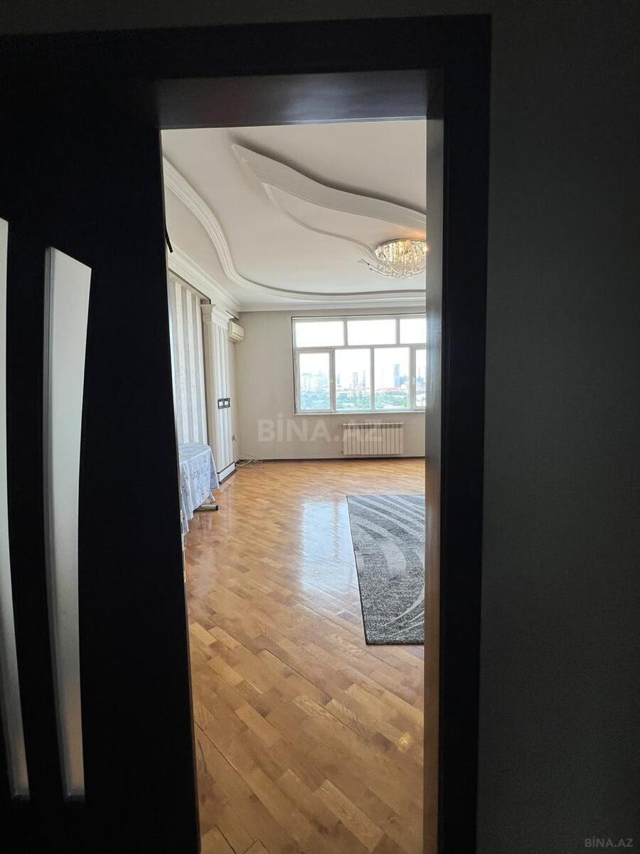 3 otaqlı Yeni tikili, 8 Noyabr m., Bakı