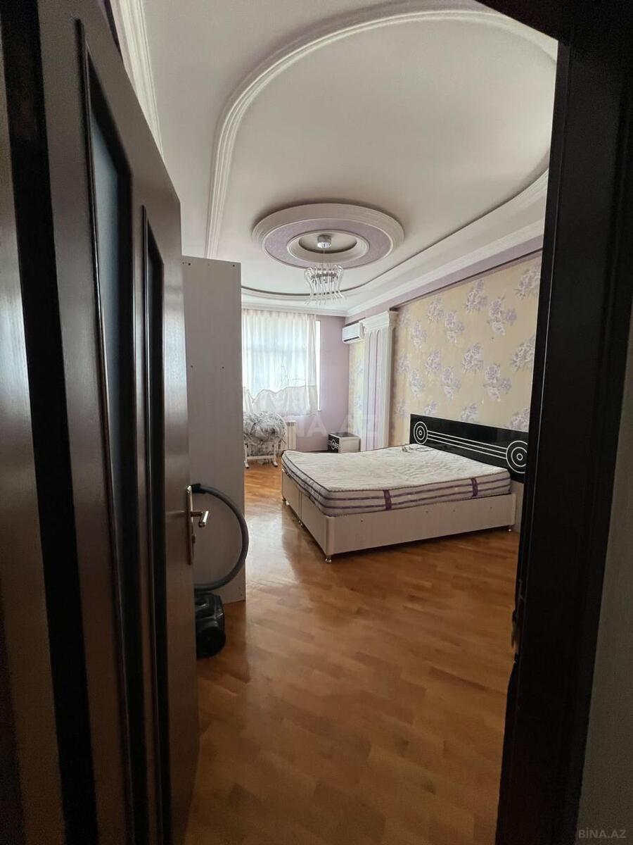 3 otaqlı Yeni tikili, 8 Noyabr m., Bakı
