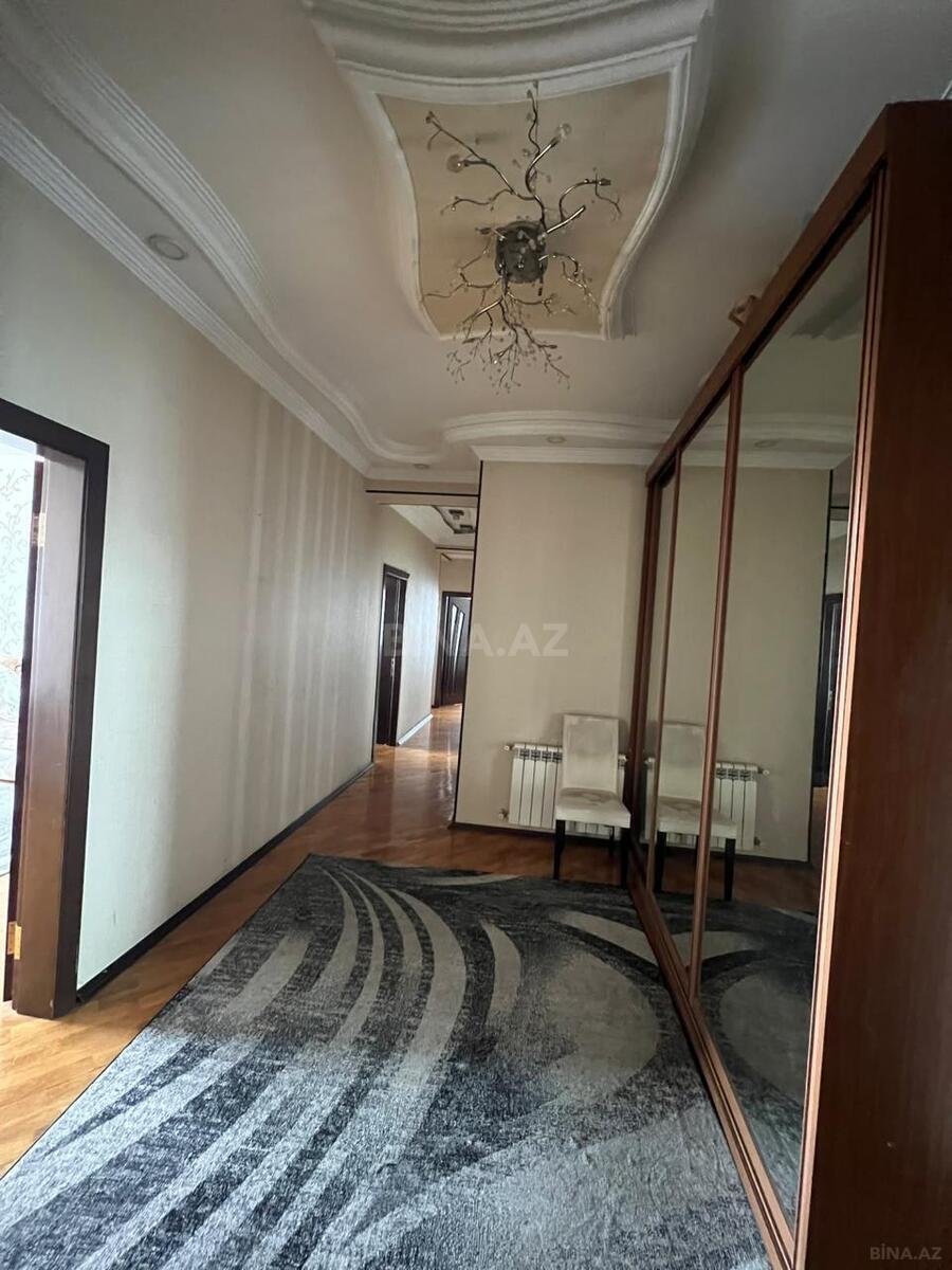 3 otaqlı Yeni tikili, 8 Noyabr m., Bakı