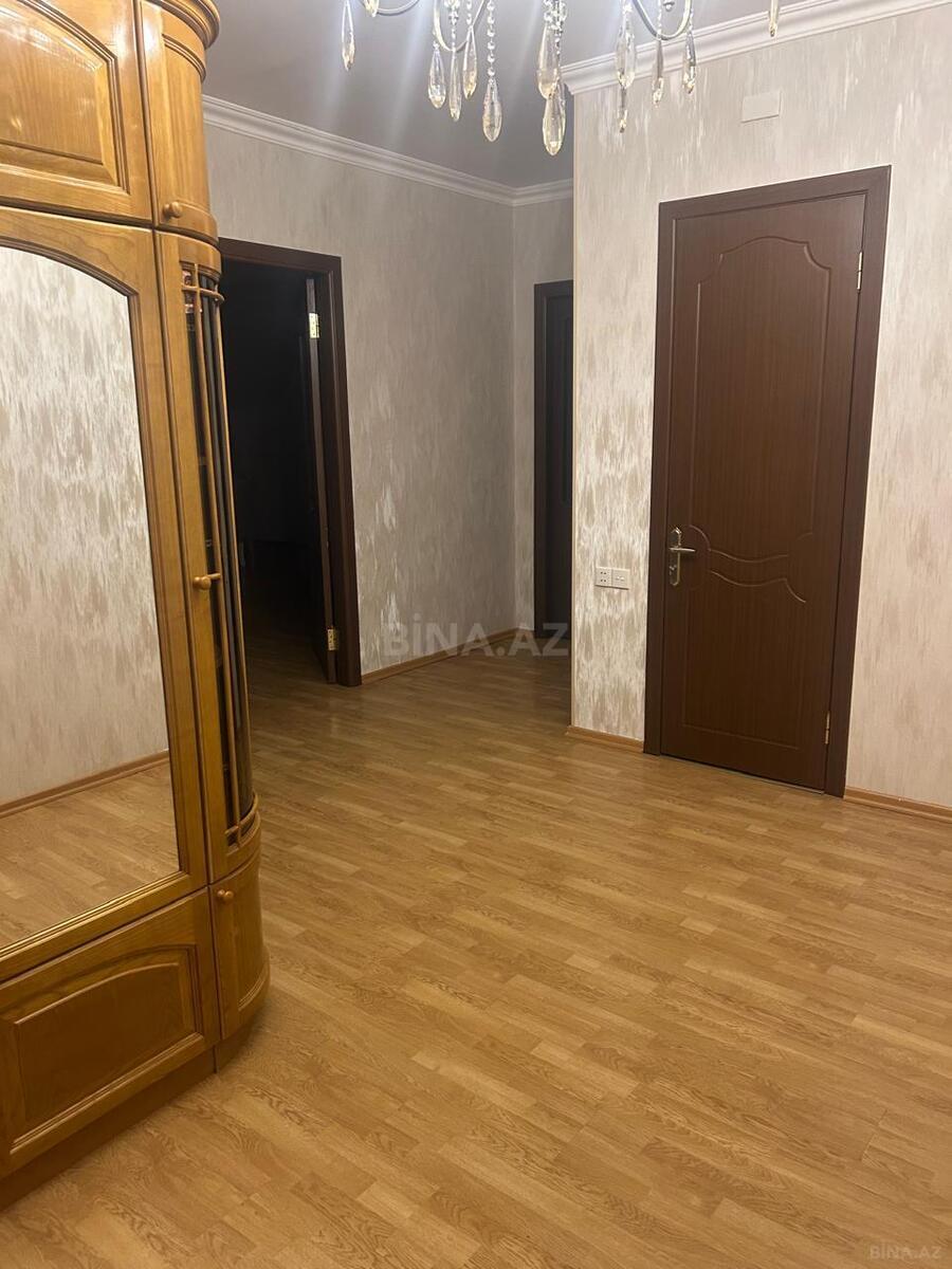 3 otaqlı Yeni tikili, 28 May m., Bakı