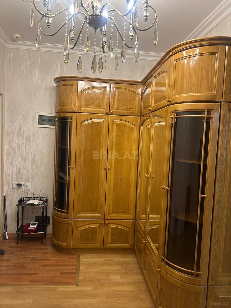 3 otaqlı Yeni tikili, 28 May m., Bakı