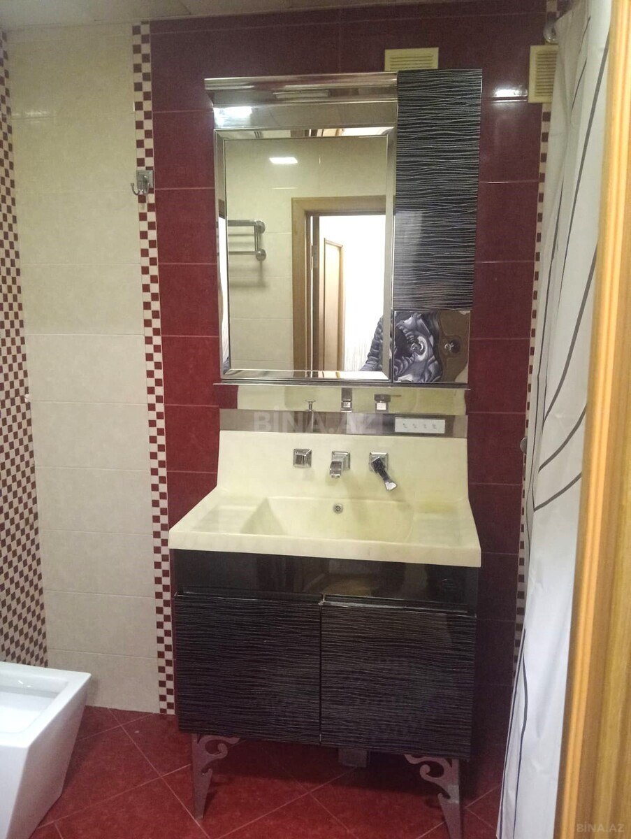 2 otaqlı Köhnə tikili, Xalqlar Dostluğu m., Bakı