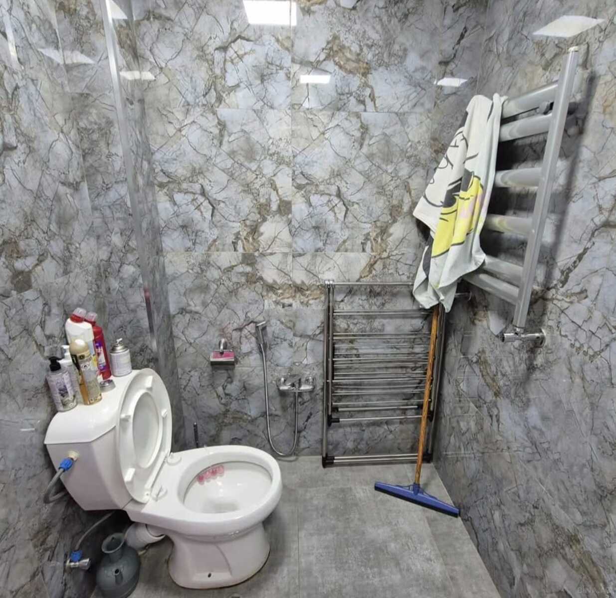 2 otaqlı Köhnə tikili, Memar Əcəmi m., Bakı