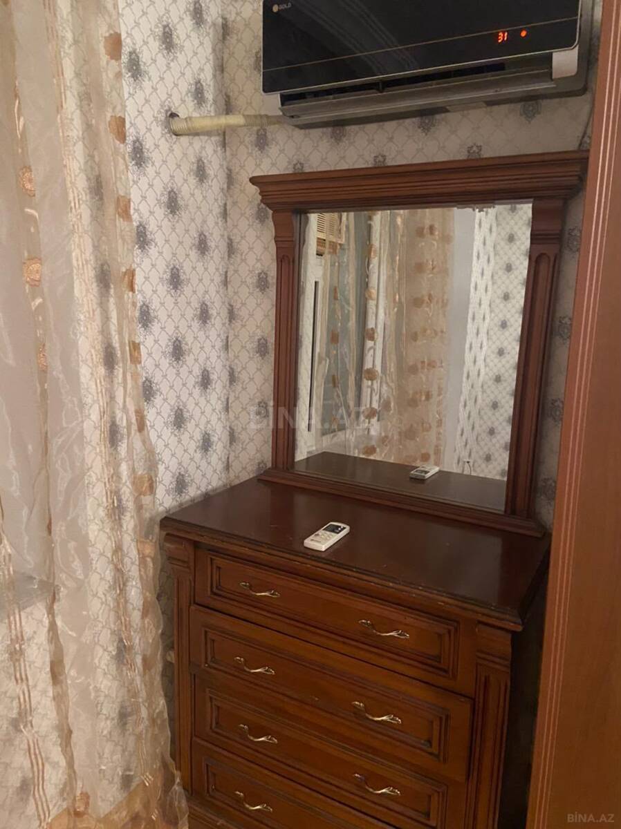 2 otaqlı Köhnə tikili, İnşaatçılar m., Bakı