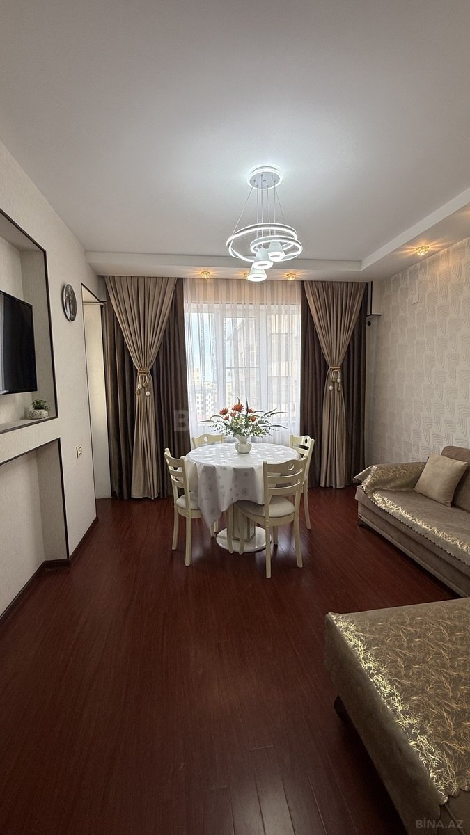 2 otaqlı Yeni tikili, Xırdalan