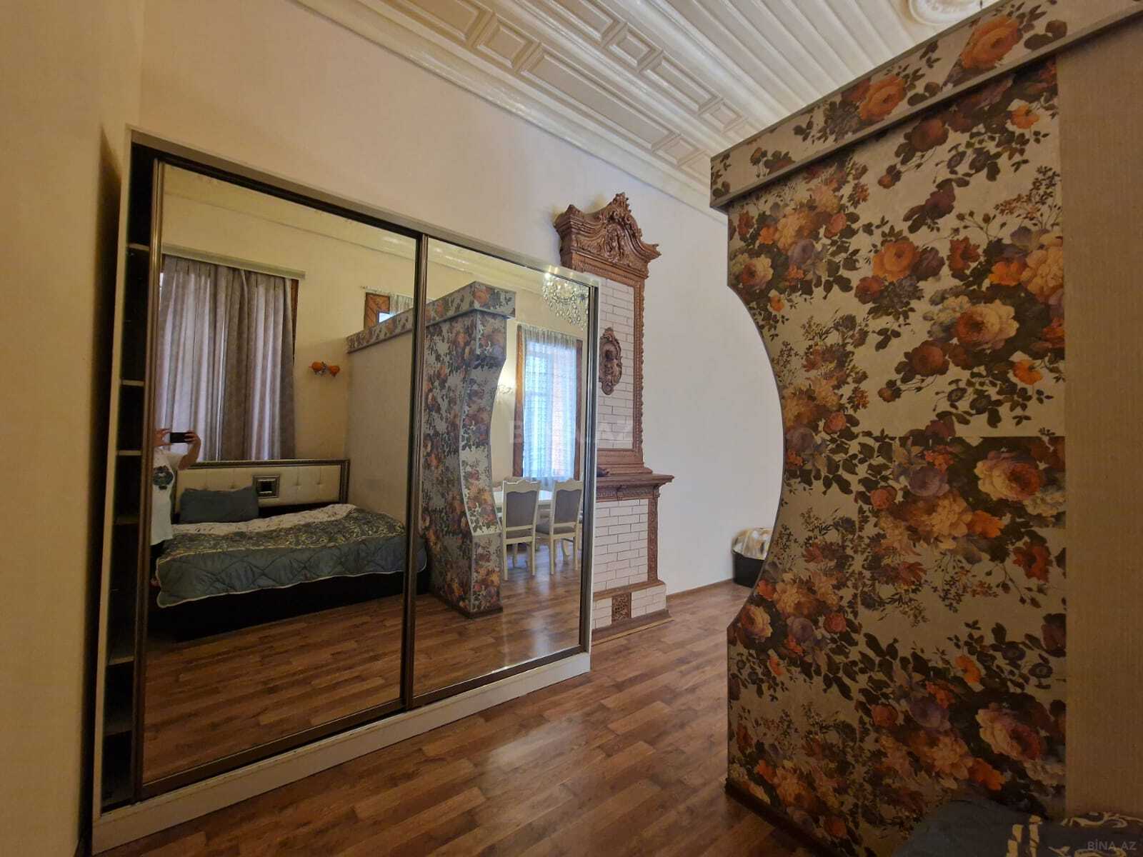 2 otaqlı Köhnə tikili, Nizami m., Bakı