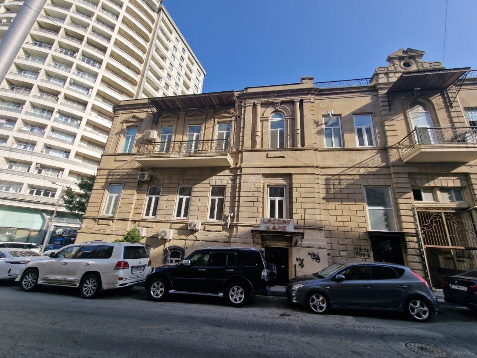 2 otaqlı Köhnə tikili, Nizami m., Bakı