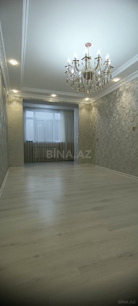 5 otaqlı Köhnə tikili, Gəncə
