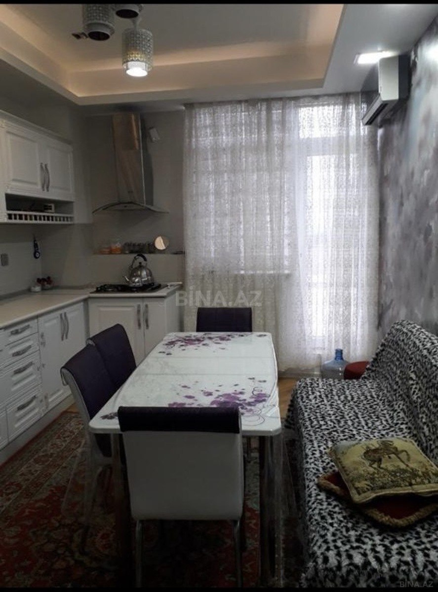 3 otaqlı Yeni tikili, İnşaatçılar m., Bakı