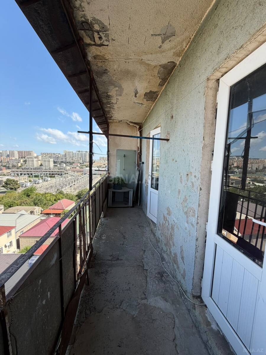 3 otaqlı Köhnə tikili, Həzi Aslanov m., Bakı