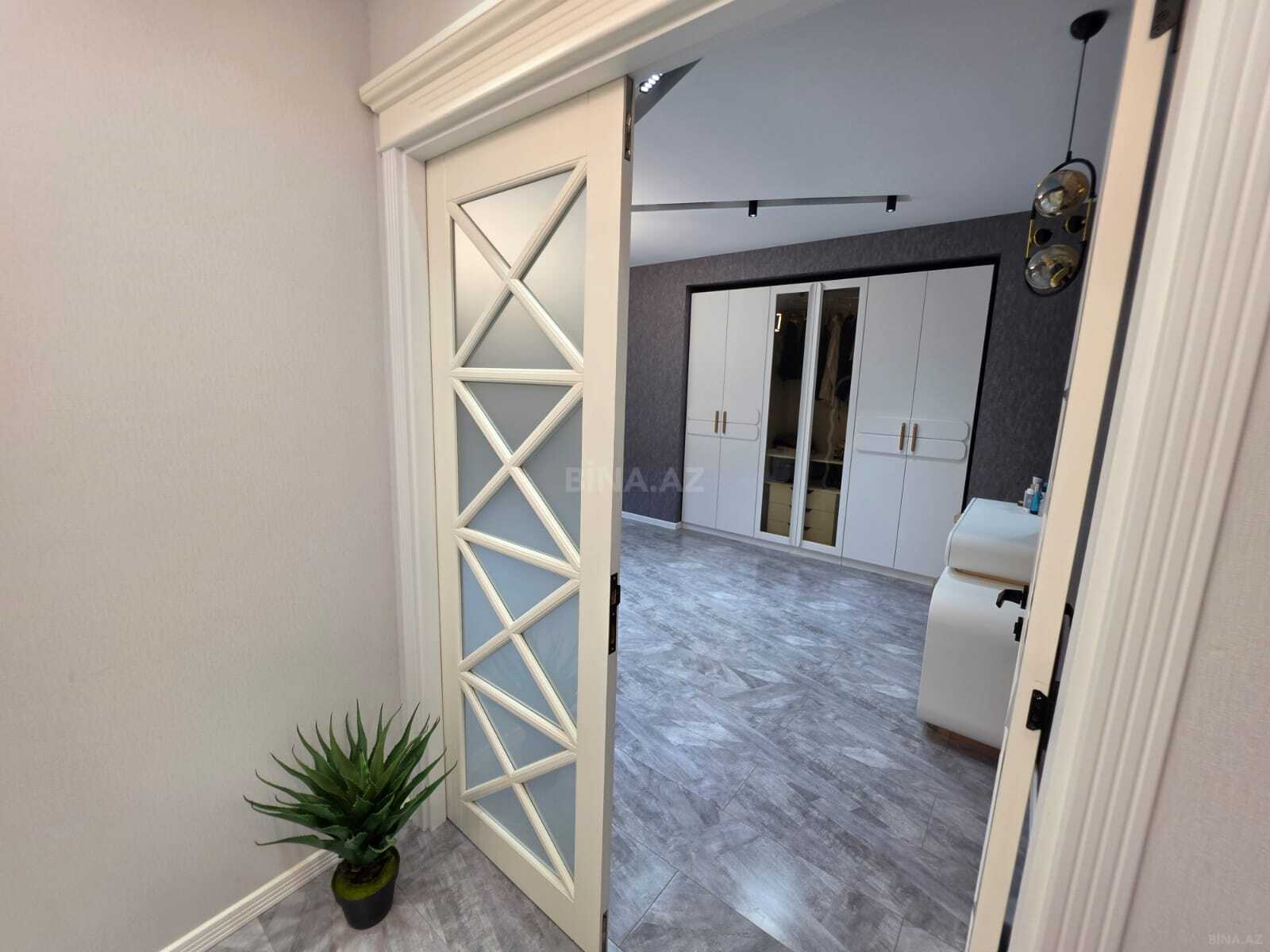 3 otaqlı Yeni tikili, 8 Noyabr m., Bakı