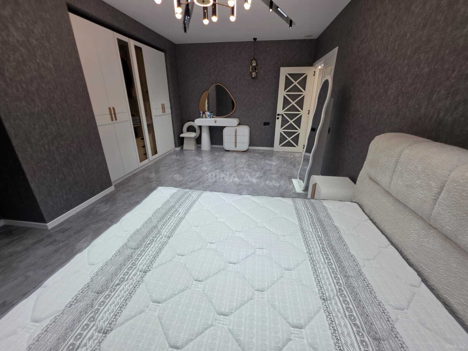 3 otaqlı Yeni tikili, 8 Noyabr m., Bakı