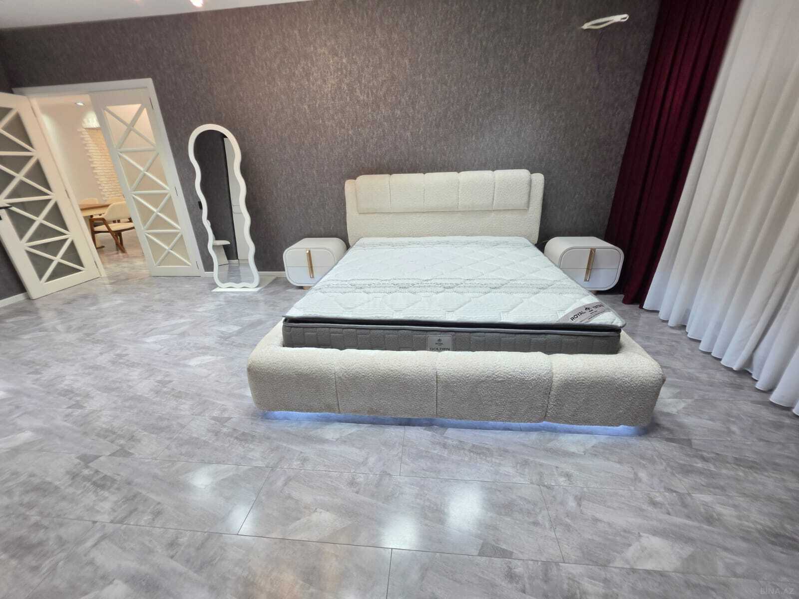 3 otaqlı Yeni tikili, 8 Noyabr m., Bakı