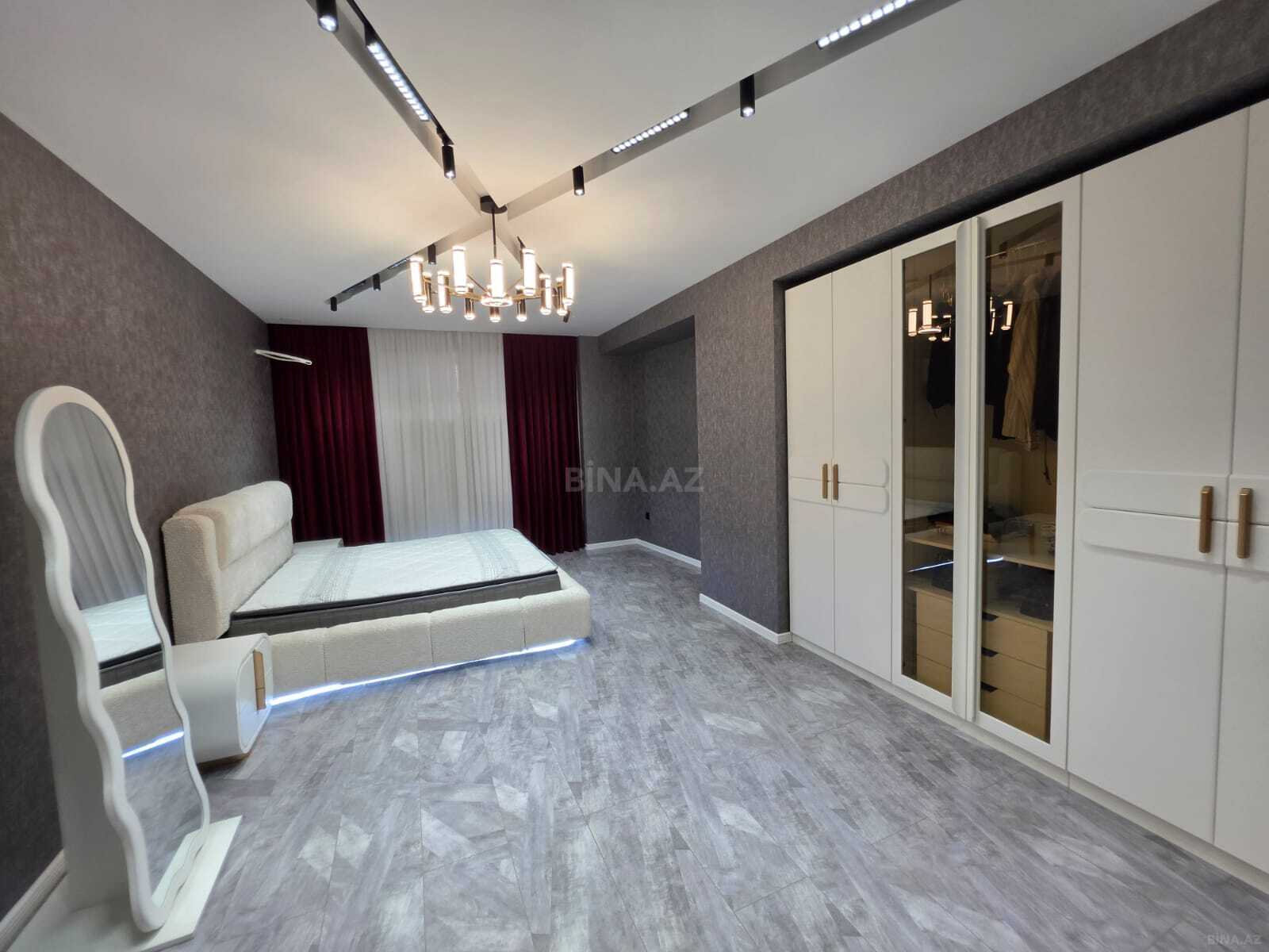 3 otaqlı Yeni tikili, 8 Noyabr m., Bakı