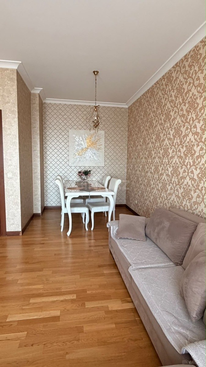 4 otaqlı Yeni tikili, Binə q., Bakı
