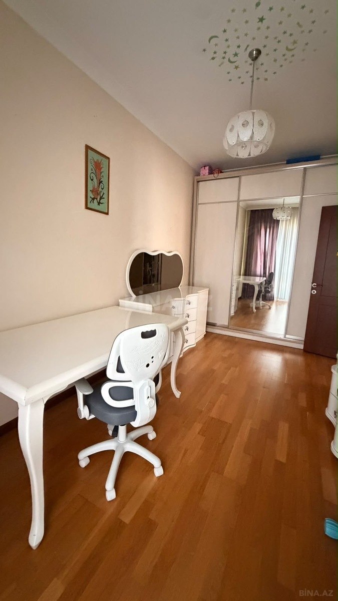 4 otaqlı Yeni tikili, Binə q., Bakı