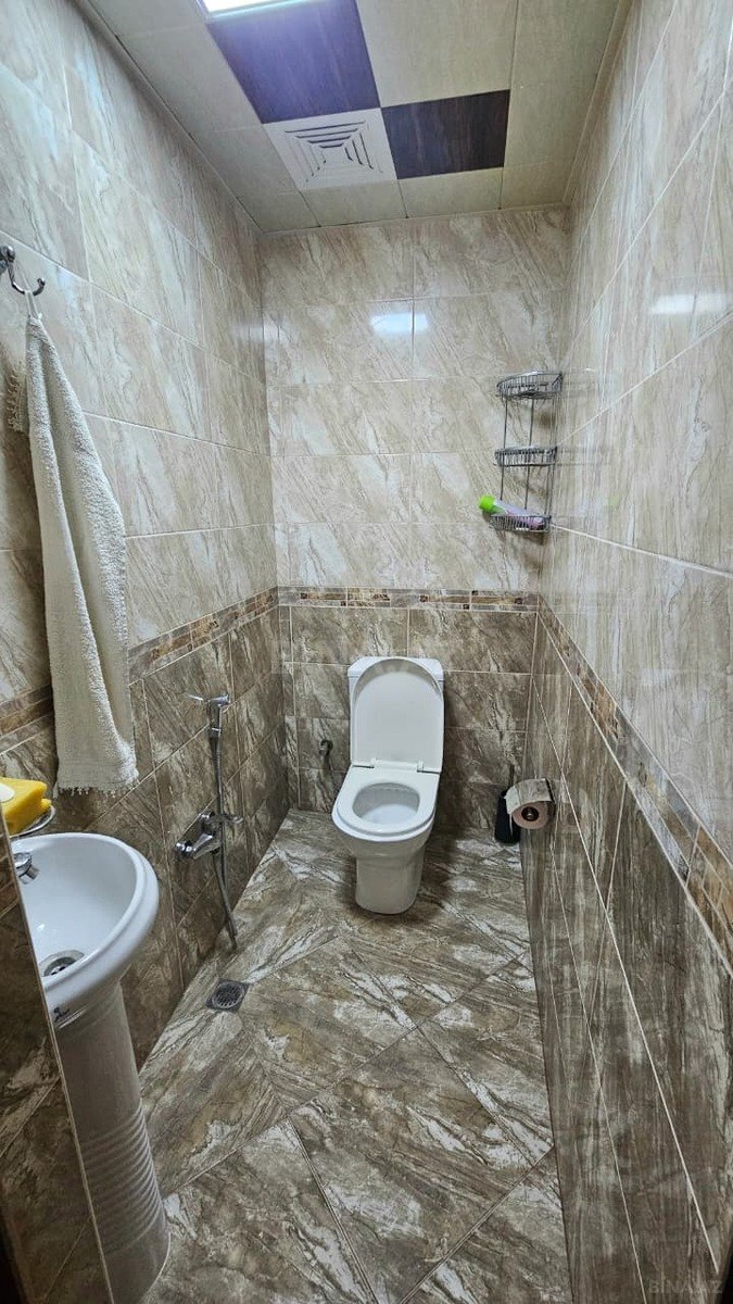 3 otaqlı Yeni tikili, İnşaatçılar m., Bakı