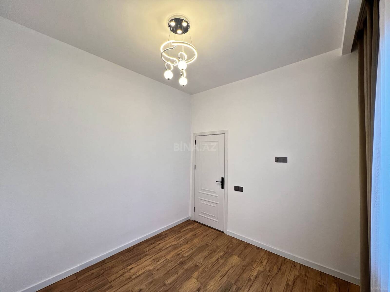 4 otaqlı Həyət evi/Bağ evi, Şüvəlan q., Bakı