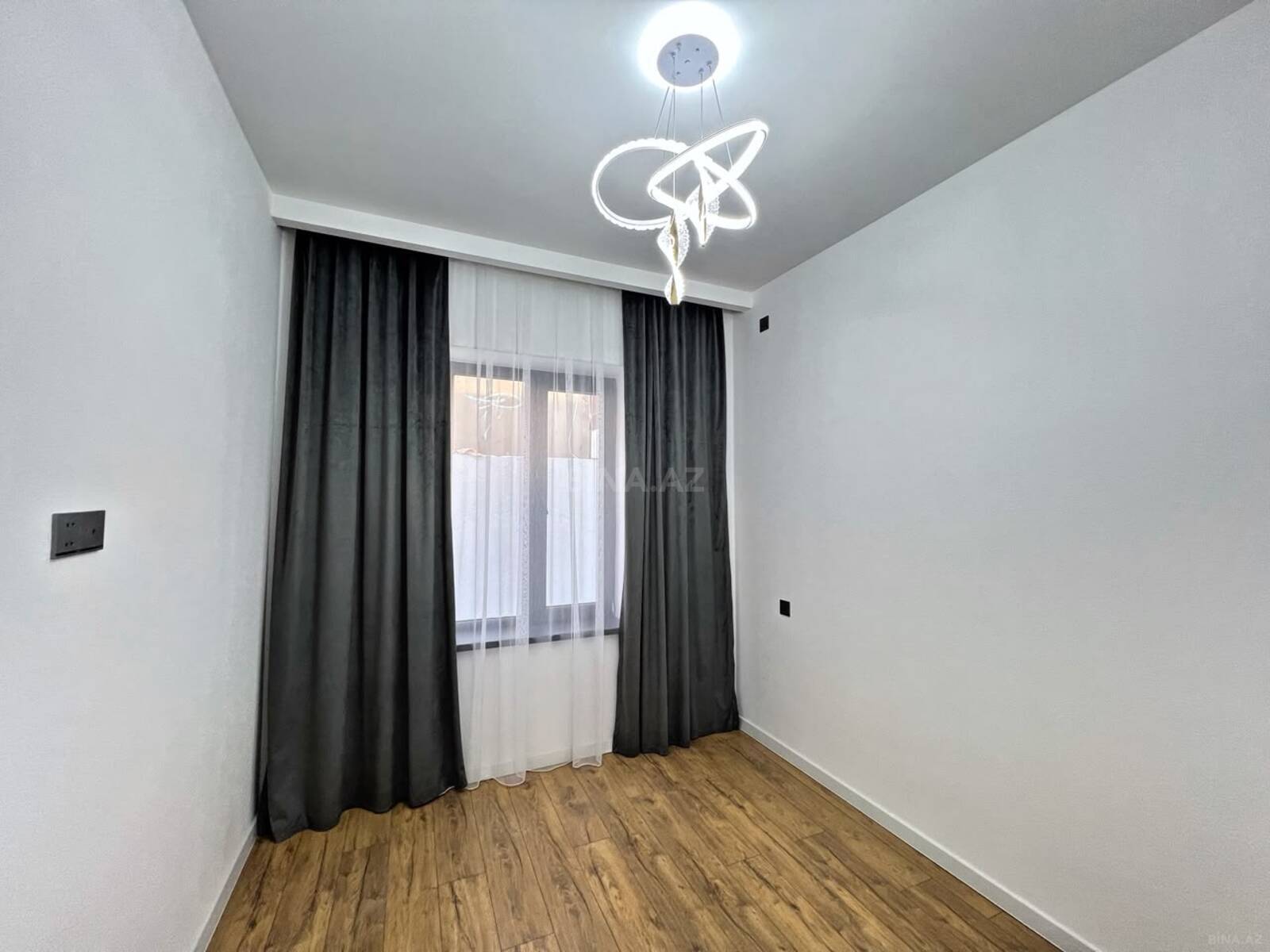 4 otaqlı Həyət evi/Bağ evi, Şüvəlan q., Bakı