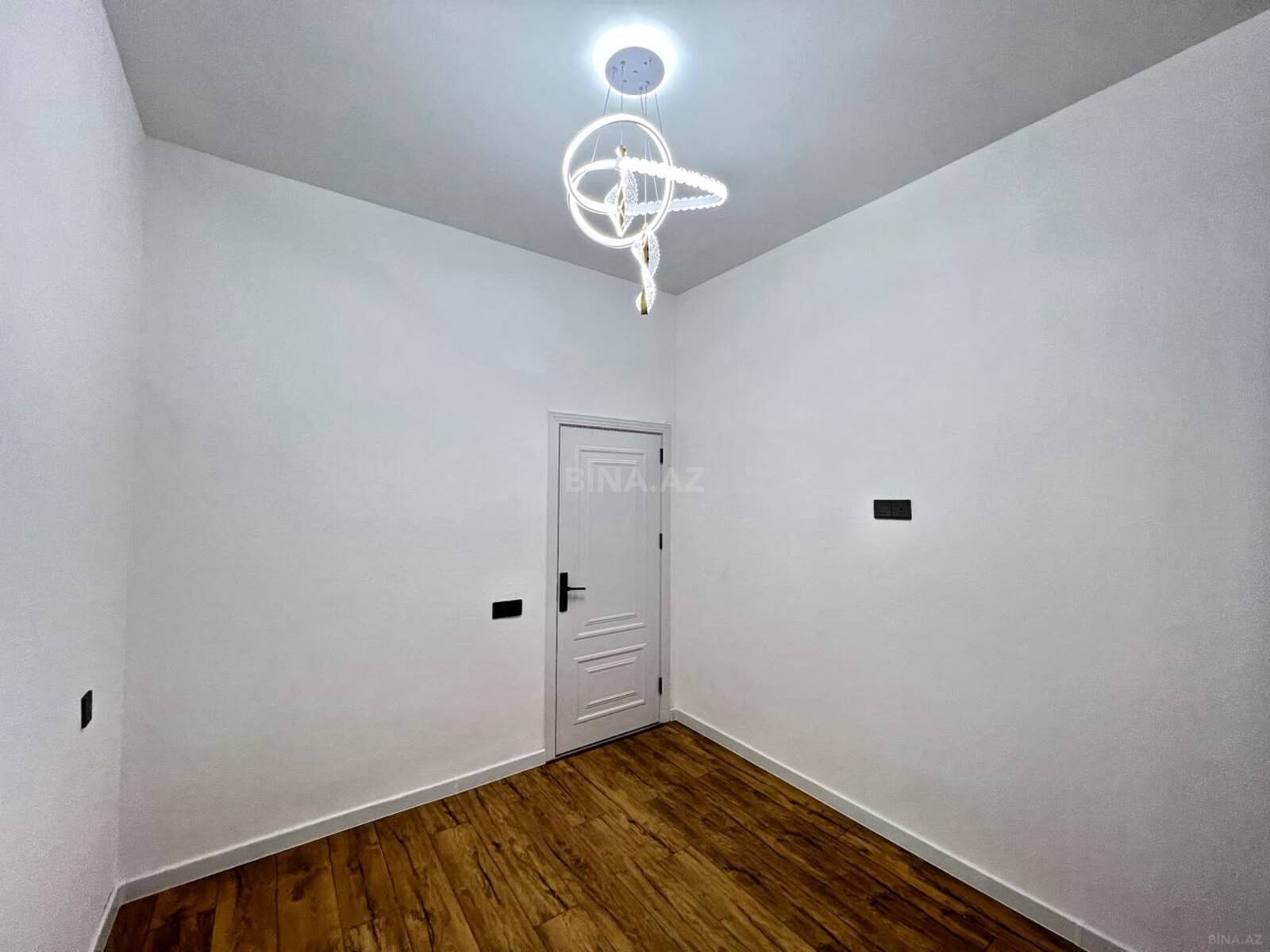 4 otaqlı Həyət evi/Bağ evi, Şüvəlan q., Bakı