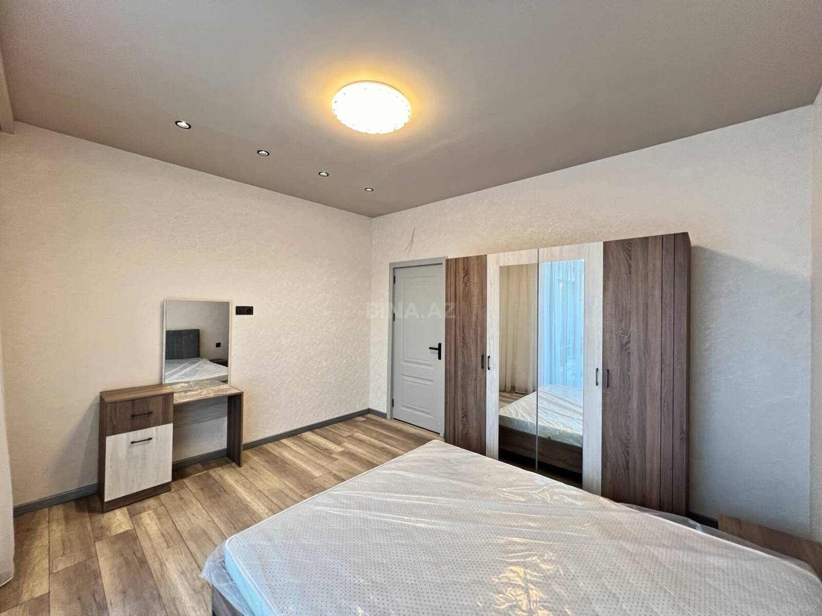 4 otaqlı Həyət evi/Bağ evi, Şüvəlan q., Bakı